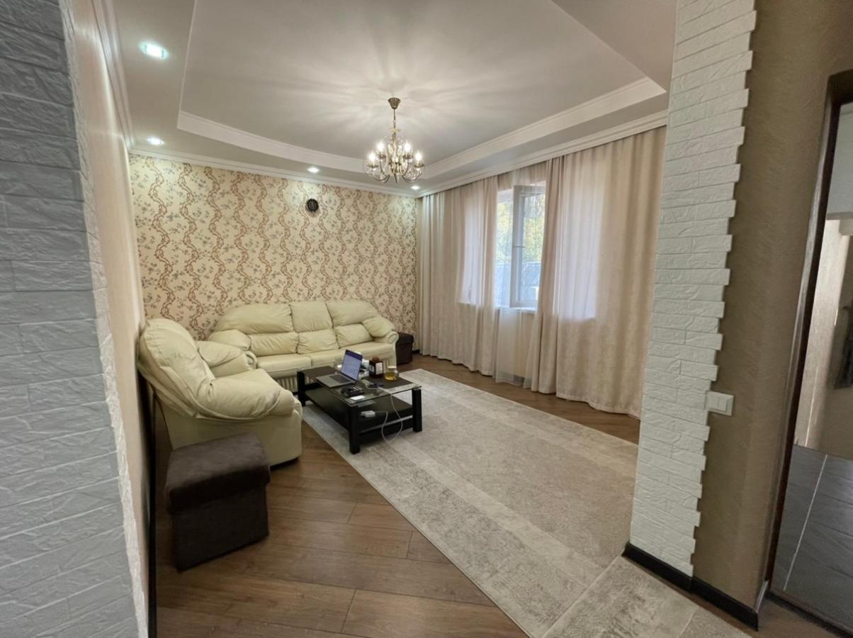 Роща 7 Hotel Bishkek Exterior photo
